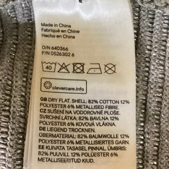 H&M Silver Metallic Gray Knit Turtleneck Oversized Pullover Sweater Top Size L - Picture 6 of 7